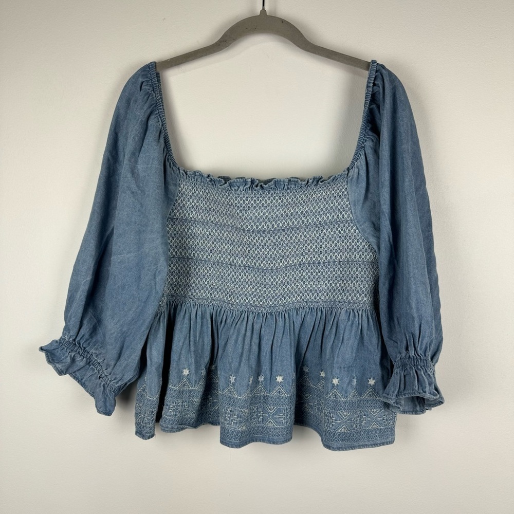 American Eagle Babydoll Smocked Puff Sleeve Embroidered Denim Top Size Large